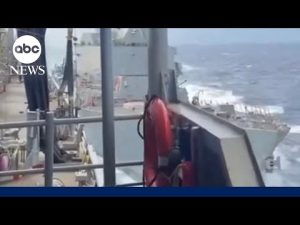 Read more about the article Video shows U.S. Navy ships colliding in the Caribbean