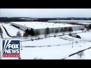 Read more about the article LIVE: New York residents protest DHS plan to convert warehouse into ICE detention center