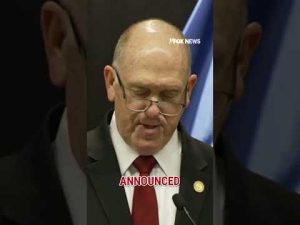 Read more about the article Homan announces draw down of 700 federal agents in Minnesota #shorts #us #minnesota #ICE #DHS