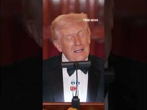 Read more about the article Trump: THIS is a ‘real’ environmental problem — not using hairspray #trump #shorts #environment