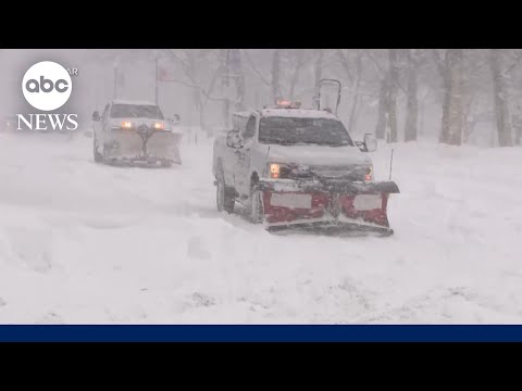 You are currently viewing Millions dig out after record-breaking blizzard slams Northeast