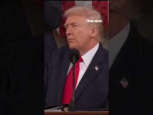 Read more about the article WATCH: Elizabeth Warren APPLAUDS Trump comment at State of the Union #shorts #usa #politics #trump