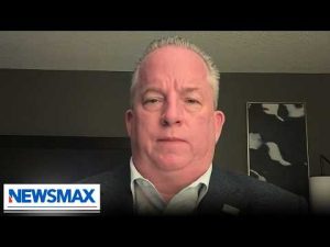 Read more about the article Former NYPD Chief: Snowball throwers are ‘next arch-criminals’ of NYC