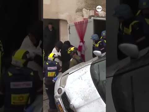 You are currently viewing Iran unleashes new wave of strikes across Middle East