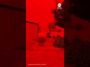 Read more about the article Sky turns red in Western Australia ahead of tropical cyclone