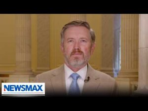 Read more about the article ‘We’re not getting the answers we need from Pam Bondi’: Rep. Thomas Massie on Epstein files