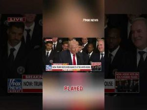 Read more about the article President Trump: Do you have any bad-looking players? #shorts #foxnews #news #us