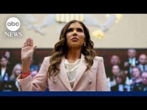 Read more about the article Trump fires DHS Secy. Kristi Noem, picks Sen. Markwayne Mullin to replace her