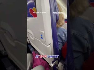 Read more about the article Diverted Southwest passengers hold hands up amid threat investigation #shorts #us #plane