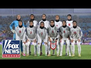 Read more about the article Australia GRANTS asylum to Iranian women’s soccer players who REFUSED anthem