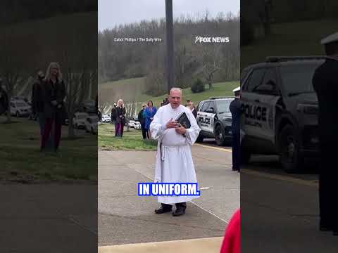 Read more about the article HONORING A HERO: Strangers attend funeral to salute veteran with no known family