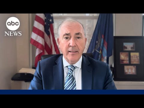 You are currently viewing Former Homeland Security official on guarding against threats to US