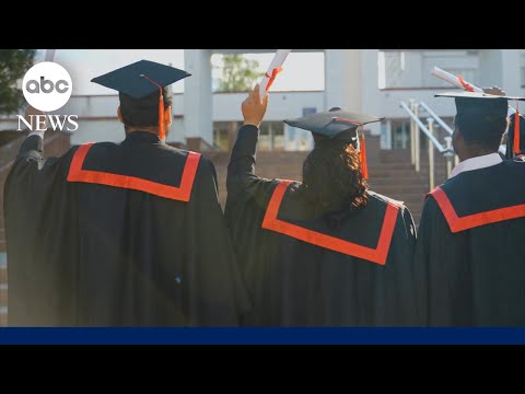 You are currently viewing Student loan payments rise as Americans face higher monthly bills