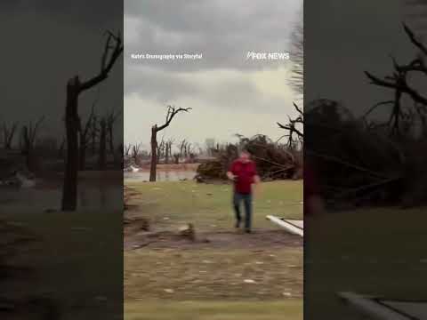 You are currently viewing DEATH & DESTRUCTION: Tornadoes kill two and cause massive damage in Illinois