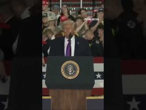 Read more about the article Dr. Oz helps woman who had medical episode during Trump speech #foxnews #news #us #fox