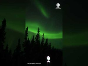 Read more about the article Stunning northern lights display dazzles onlookers in Alaska