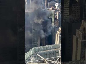 Read more about the article Fire breaks out on roof of Manhattan high-rise