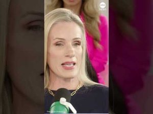 Read more about the article Woman from viral Coldplay ‘kiss cam’ incident speaks out