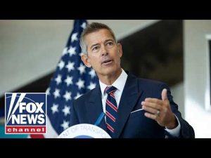 Read more about the article Sec Duffy briefs after fatal LaGuardia plane collision