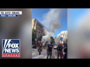 Read more about the article DEVELOPING: Tel Aviv hit with 220lb warhead amid Iranian missile barrage