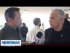 Read more about the article REPORT: Israeli opposition leader speaks about Iran ballistic threat at attack site