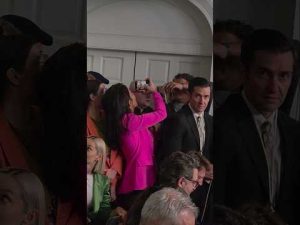 Read more about the article I’m making new friends at the White House