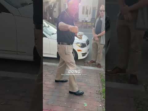 You are currently viewing Watch This Patriot Confront Warmonger Lindsey Graham