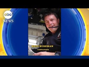 Read more about the article Artemis II crew recreates ‘Full House’ opening