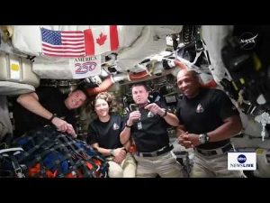 Read more about the article President Trump speaks with NASA Artemis II astronauts in space