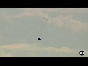 Read more about the article SPLASHDOWN: See the moment ARTEMIS II crew successfully splashes down off coast of San Diego