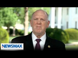 Read more about the article ‘Willing to sit down with them’: Tom Homan’s ‘disappointed’ in Catholic Church