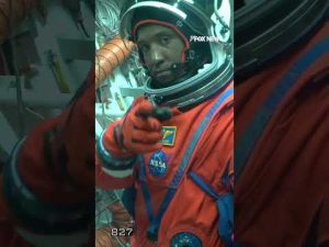 Read more about the article IT’S GO TIME: Astronaut Victor Glover points to the camera ahead of Artemis II launch #shorts