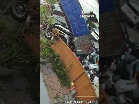You are currently viewing DUMPSTER DEBT: California company dumps trash on customer’s lawn for failing to pay #shorts
