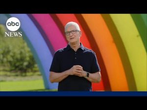 Read more about the article Apple CEO Tim Cook is stepping down, John Ternus set to replace him