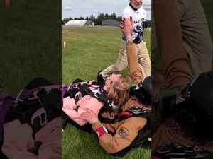 Read more about the article Nonverbal woman with cerebral palsy hopes to break state skydiving record
