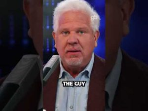 Read more about the article Trump DESTROYS Reporter’s “Stupid Question”