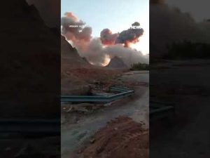 Read more about the article UP IN SMOKE: Dark clouds fill the sky in Iran’s Isfahan Province #foxnews #iran #shorts