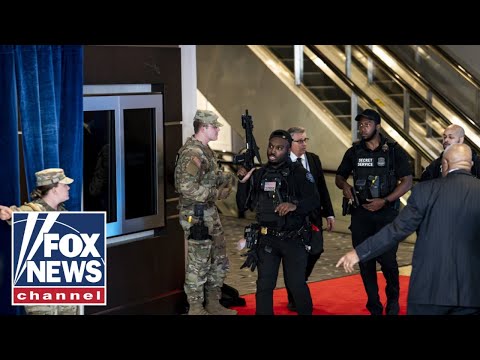 Read more about the article ‘ALL HELL BROKE LOOSE’: John Roberts details CHAOS at WHCD