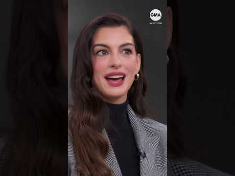 You are currently viewing Anne Hathaway talks reuniting with Meryl Streep for ‘The Devil Wears Prada 2’