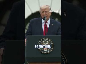 Read more about the article Trump jokes his mother ‘had a CRUSH’ on King Charles #shorts #us #trump #UK #royals