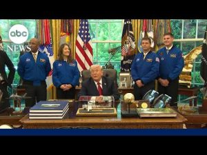 Read more about the article Trump hosts Artemis II crew at White House after historic lunar flyby mission