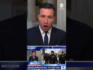 Read more about the article House approves bill to end DHS shutdown
