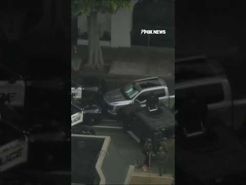 Read more about the article Rideshare passenger HELD HOSTAGE in tense standoff with police #foxnews #news #shorts #car #police