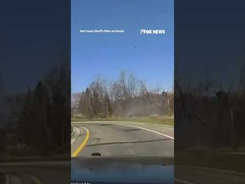 Read more about the article NEW: A driver was arrested after police chase ended with his car flying into a pond #police #short