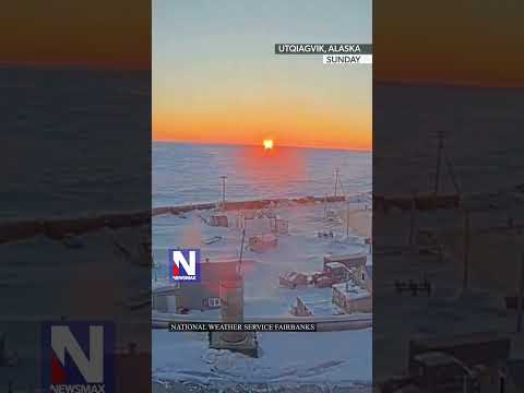 Read more about the article Time-Lapse Captures Alaska Town’s Stunning Midnight Sun