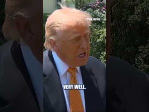 Read more about the article Trump: If you want to do that, then you’re a stupid person. And you happen to be! #shorts #trump