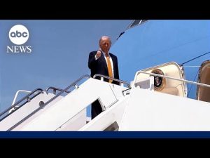 Read more about the article Trump travels to China for high-stakes summit with Xi