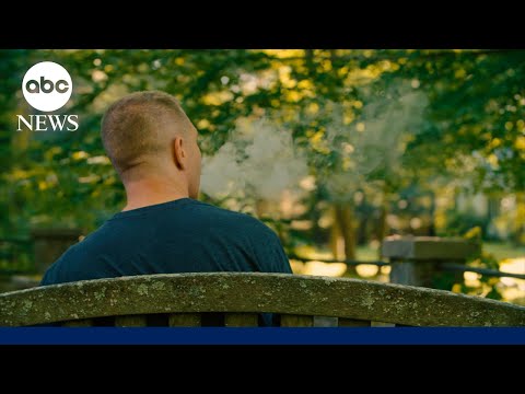You are currently viewing FDA authorizes two fruit-flavored vapes