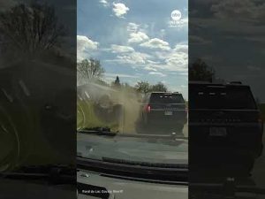 Read more about the article Squad car flips fleeing vehicle during high-speed chase in Wisconsin