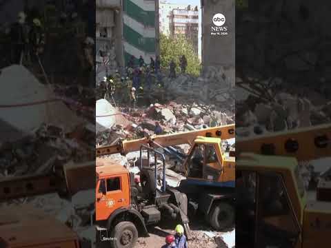 Read more about the article Kyiv apartment block reduced to rubble by Russian strike